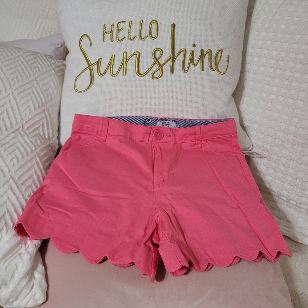NWT Crown & Ivy Pink Scalloped Kida Shorts
